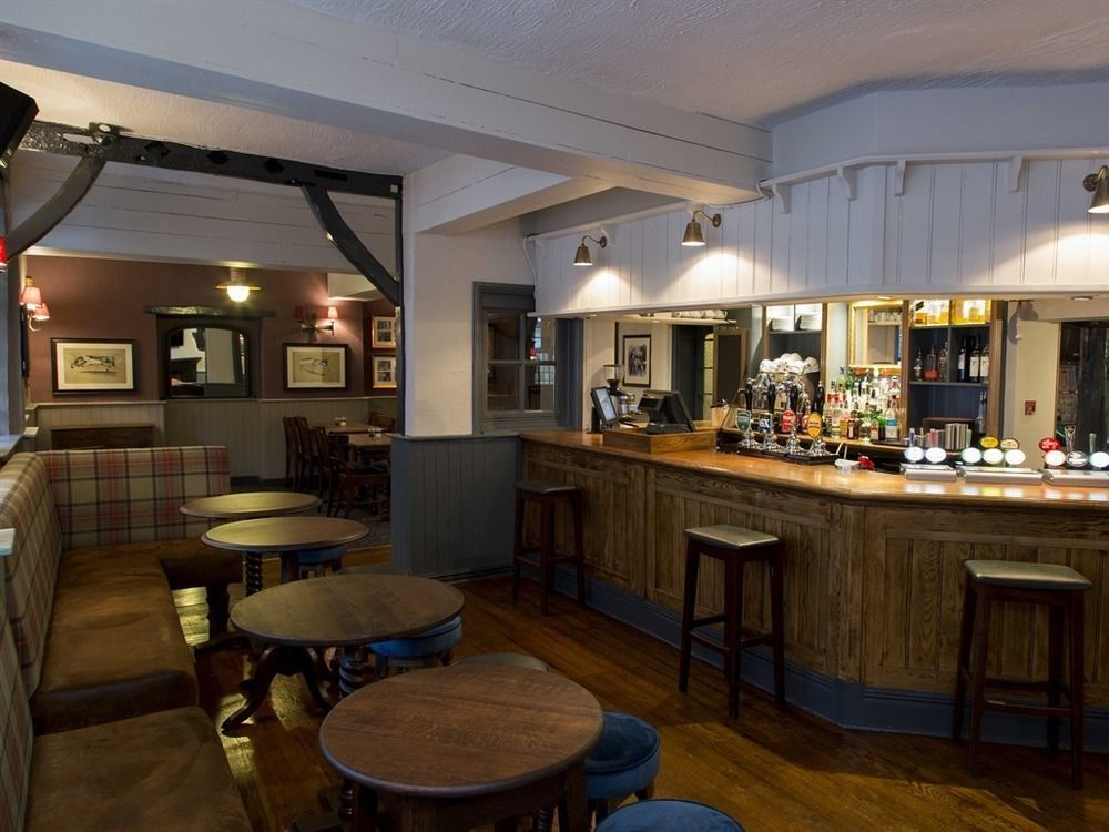The Old Bell - Warminster Hotel Exterior foto